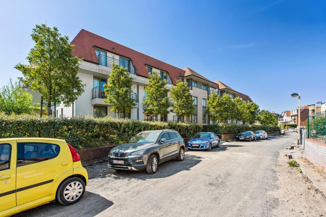 Bright Apartment With 2 Terraces In เดอปาน ภายนอก รูปภาพ